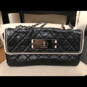 Auth Chanel Lambskin 2.55 Quilted Matelasse